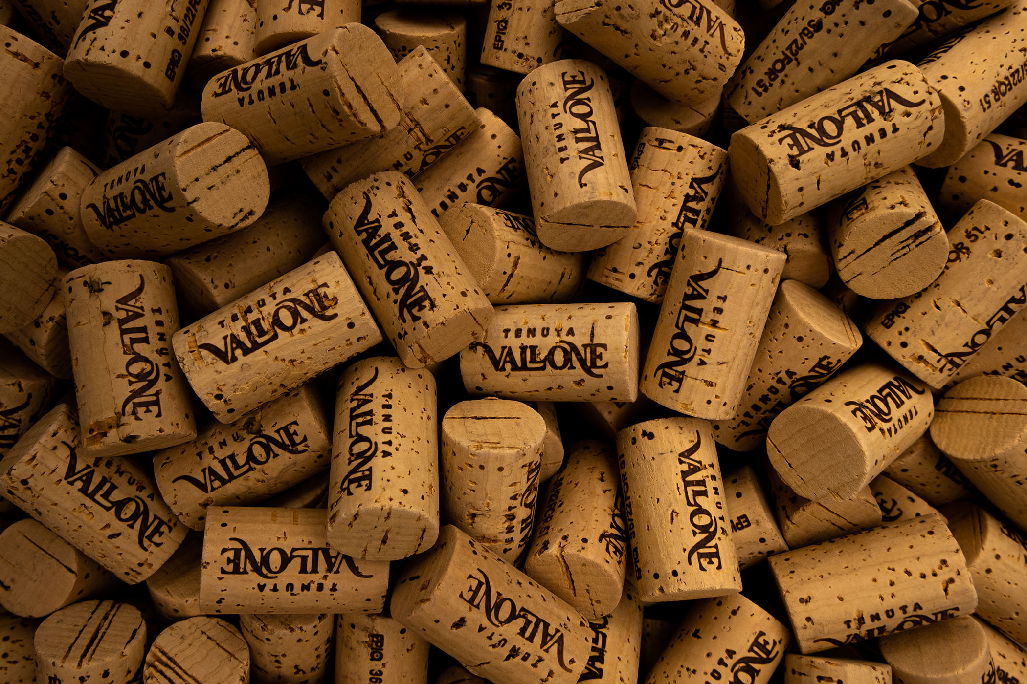Tappi in sughero dei vini di Tenuta Vallone affinati in legno